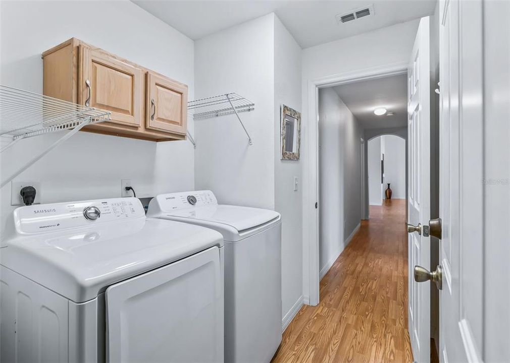 For Sale: $269,000 (3 beds, 2 baths, 1453 Square Feet)
