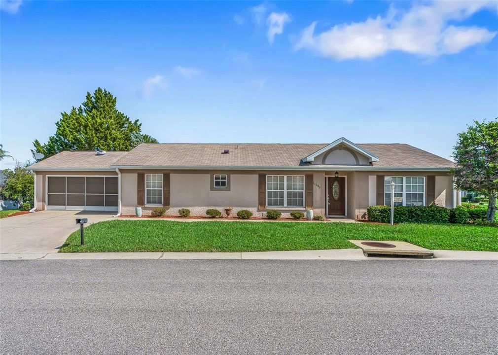 For Sale: $269,000 (3 beds, 2 baths, 1453 Square Feet)