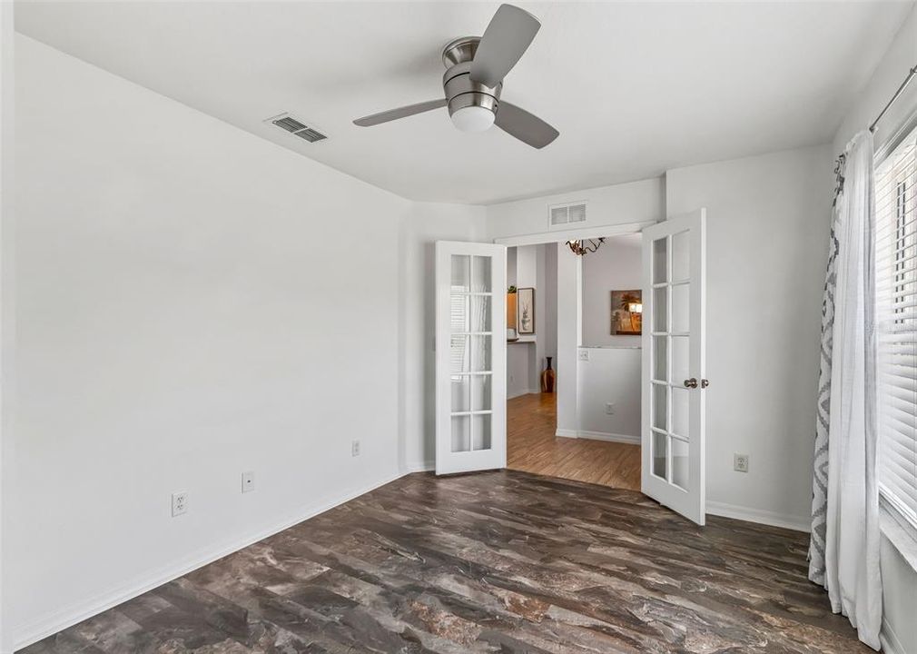 For Sale: $269,000 (3 beds, 2 baths, 1453 Square Feet)