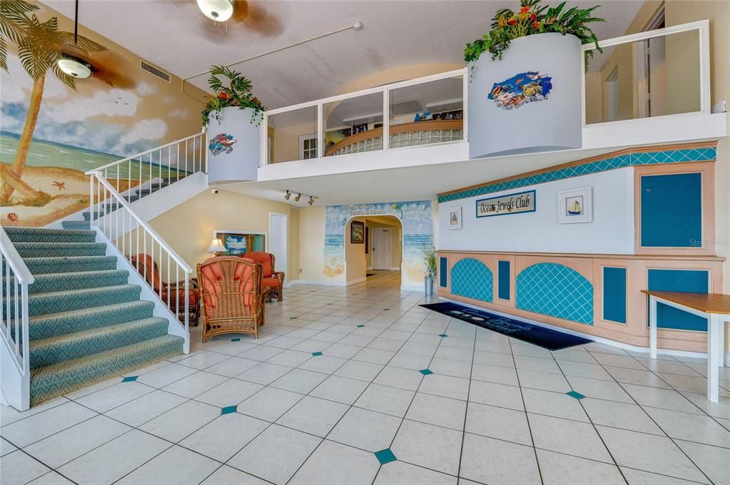For Sale: $155,000 (1 beds, 2 baths, 634 Square Feet)