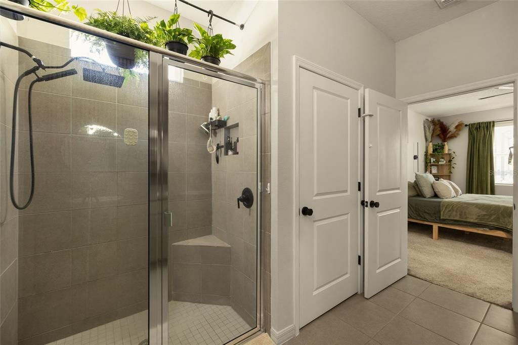 For Sale: $430,000 (3 beds, 2 baths, 1812 Square Feet)
