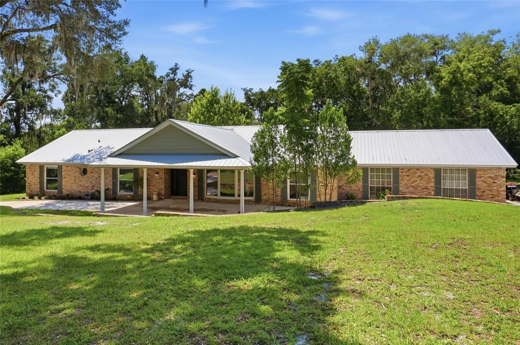 For Sale: $859,000 (4 beds, 2 baths, 3145 Square Feet)