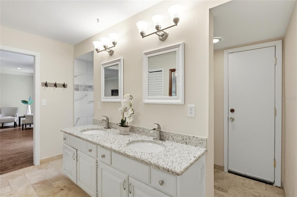 For Sale: $859,000 (4 beds, 2 baths, 3145 Square Feet)