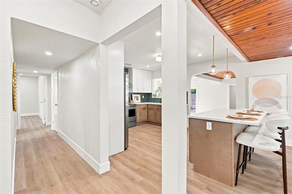 En Venta: $549,900 (3 camas, 2 baños, 1747 Pies cuadrados)