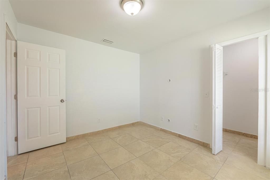 For Sale: $309,000 (3 beds, 2 baths, 1233 Square Feet)