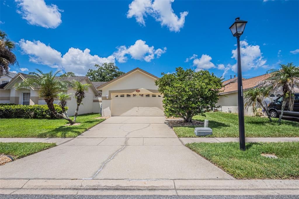 For Sale: $379,000 (2 beds, 2 baths, 1450 Square Feet)