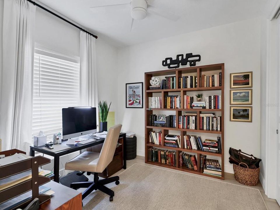 For Rent: $2,395 (2 beds, 2 baths, 960 Square Feet)
