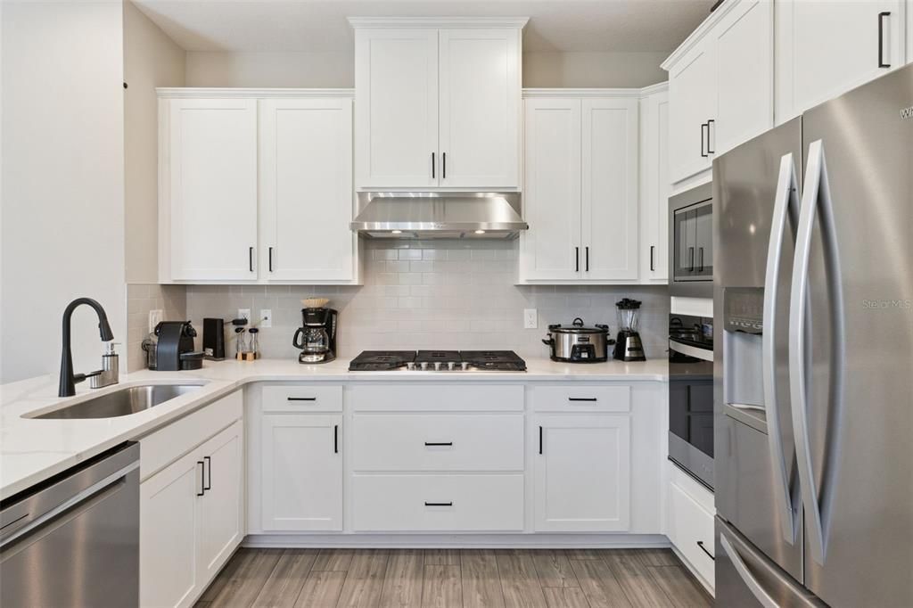 En Venta: $474,900 (4 camas, 2 baños, 2089 Pies cuadrados)
