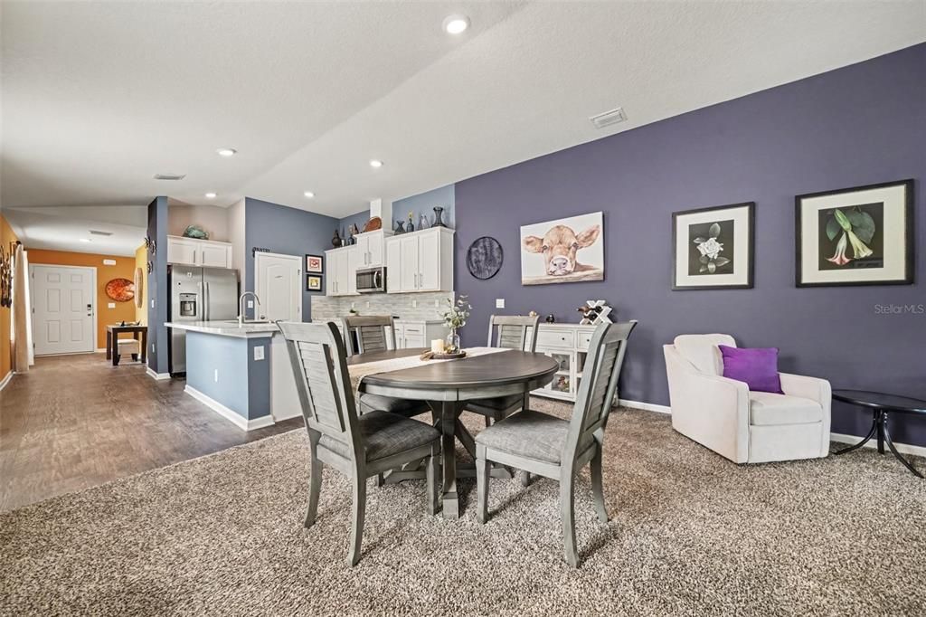 For Sale: $312,900 (3 beds, 2 baths, 1655 Square Feet)