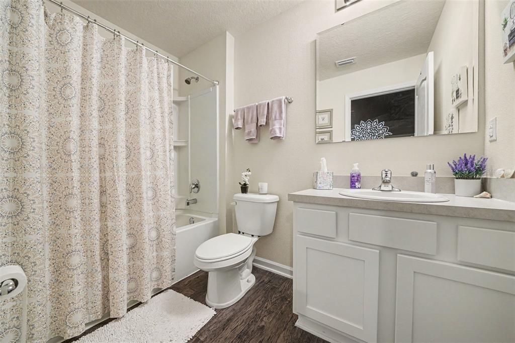 For Sale: $312,900 (3 beds, 2 baths, 1655 Square Feet)