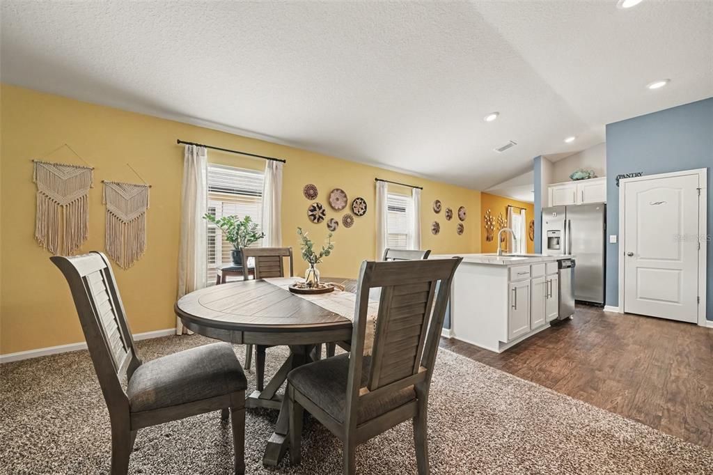 For Sale: $312,900 (3 beds, 2 baths, 1655 Square Feet)