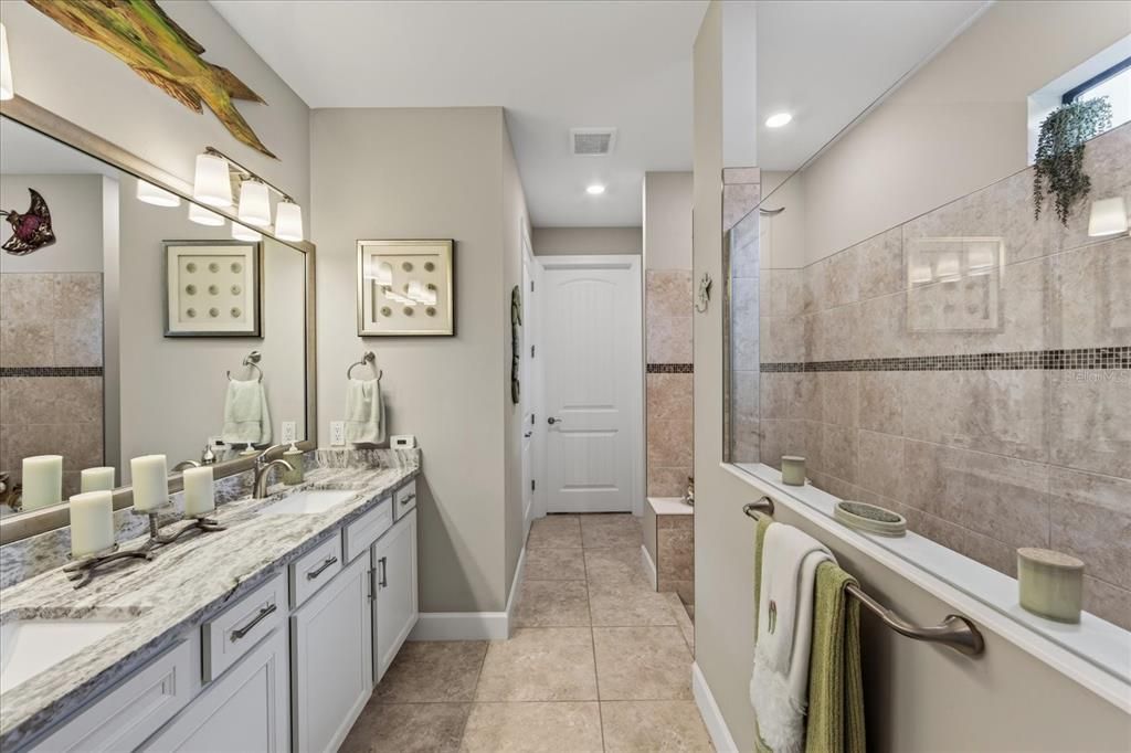 For Sale: $824,900 (2 beds, 2 baths, 1930 Square Feet)