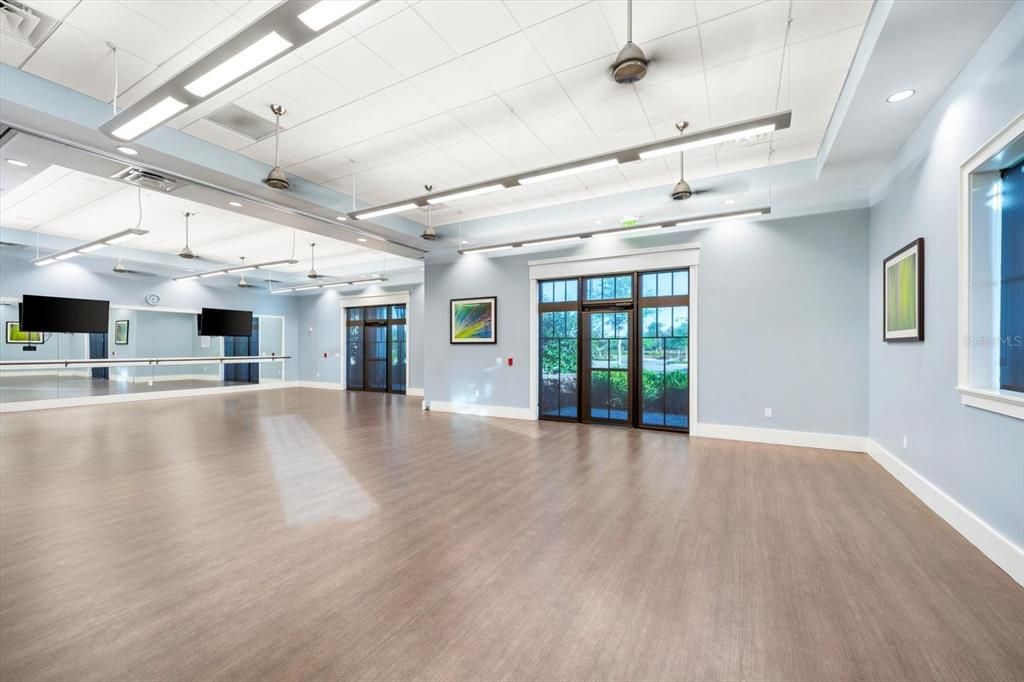 For Sale: $824,900 (2 beds, 2 baths, 1930 Square Feet)