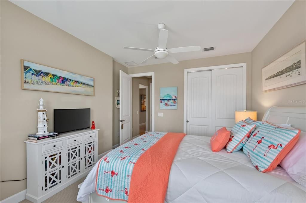 For Sale: $824,900 (2 beds, 2 baths, 1930 Square Feet)