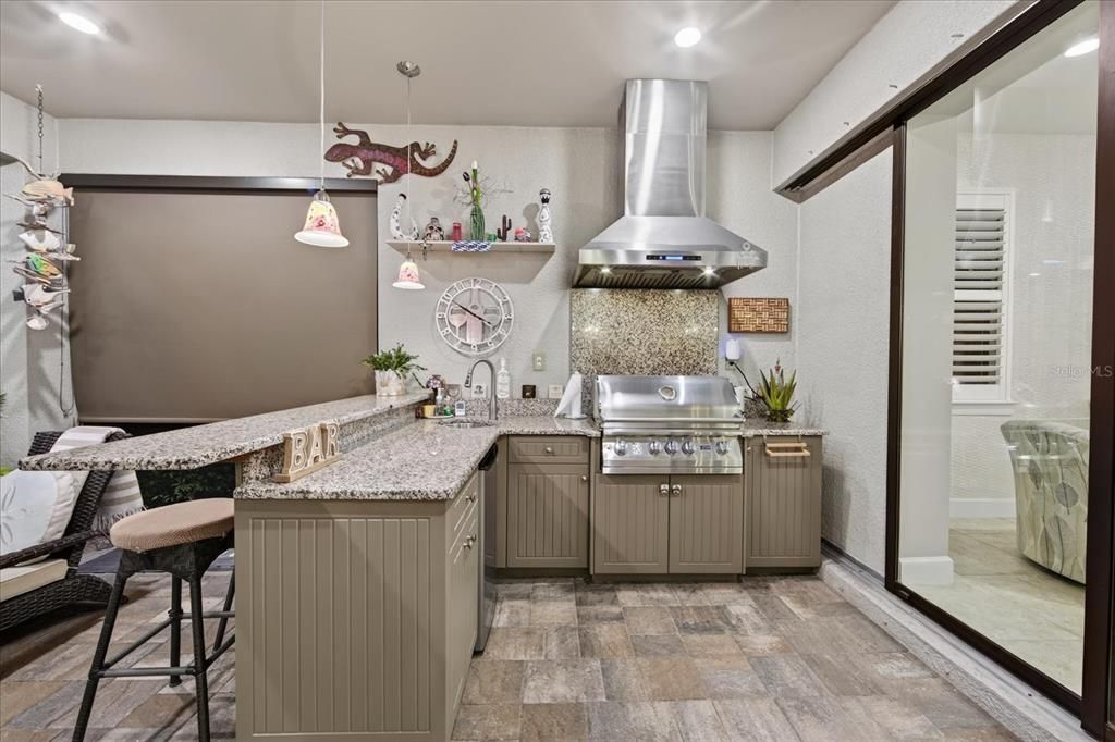 For Sale: $824,900 (2 beds, 2 baths, 1930 Square Feet)