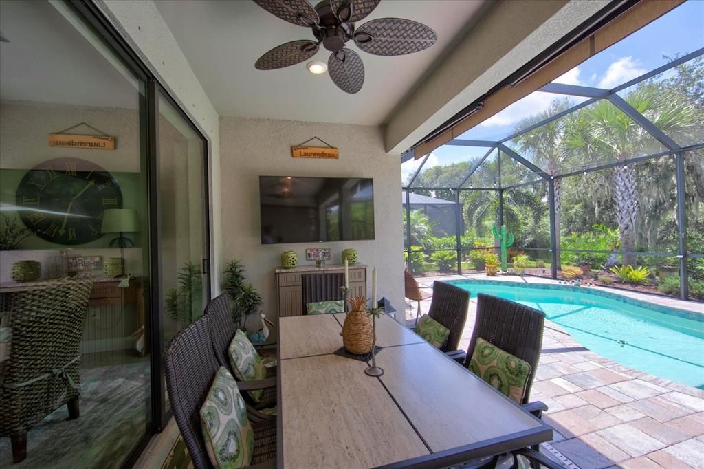 For Sale: $824,900 (2 beds, 2 baths, 1930 Square Feet)