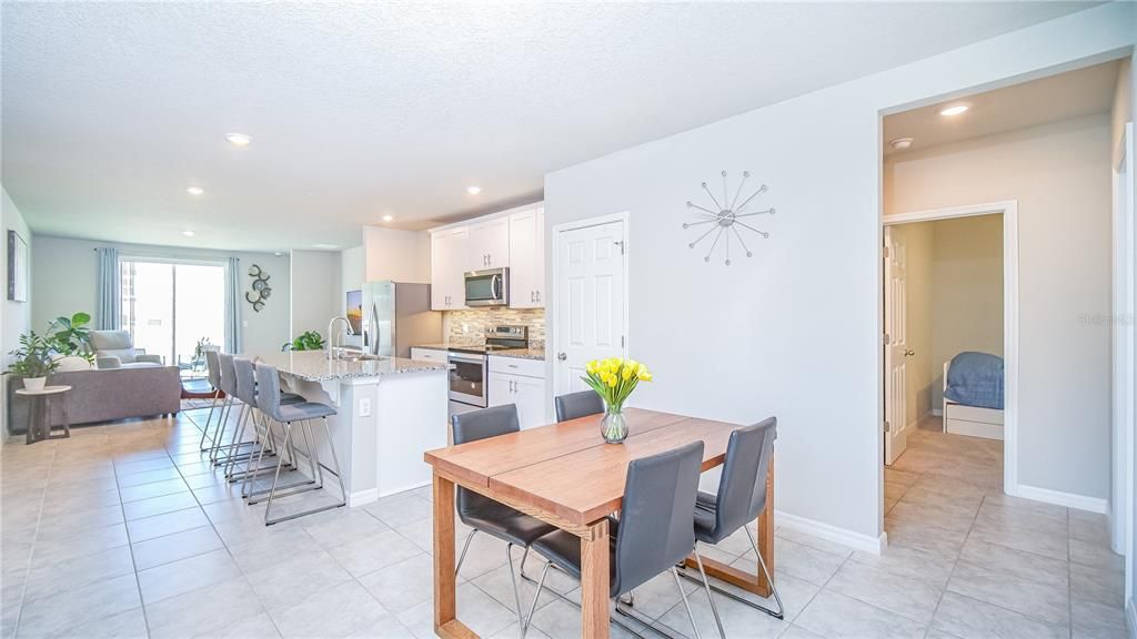 En Renta: $2,300 (3 camas, 2 baños, 1484 Pies cuadrados)