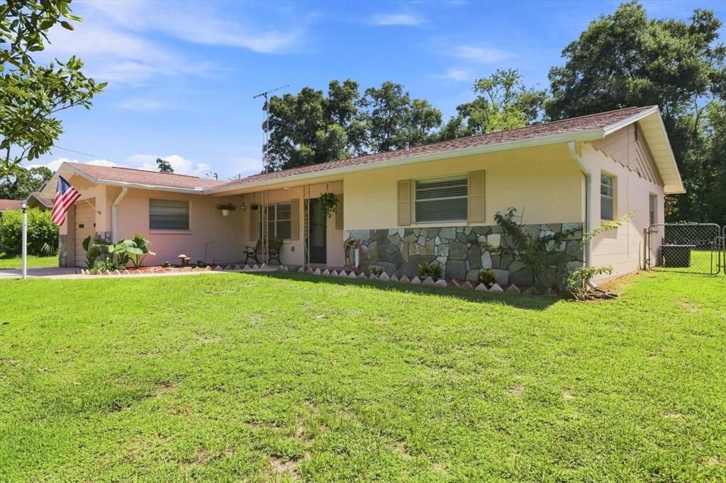 En Venta: $239,900 (3 camas, 2 baños, 1363 Pies cuadrados)