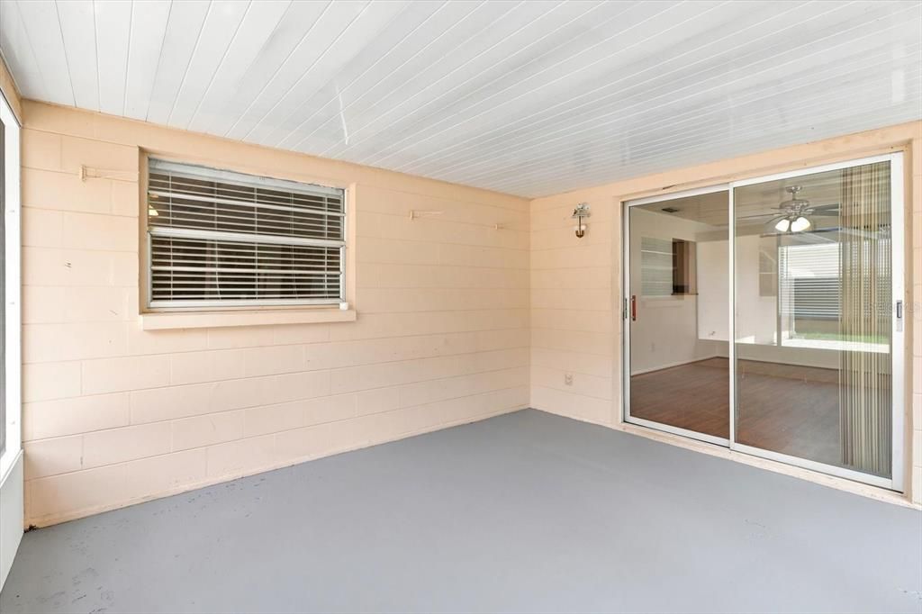 En Venta: $239,900 (3 camas, 2 baños, 1363 Pies cuadrados)