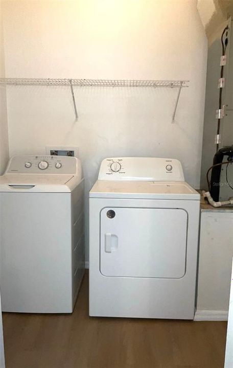 For Rent: $2,175 (3 beds, 2 baths, 1664 Square Feet)