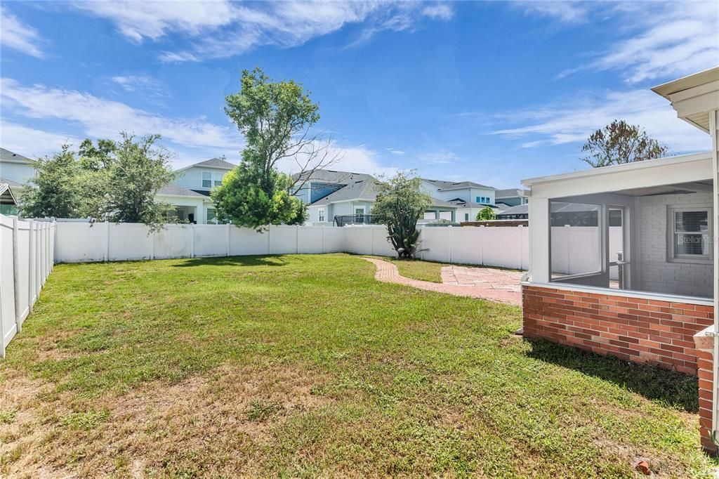 На продажу: $409,000 (3 спален, 2 ванн, 1156 Квадратных фут)