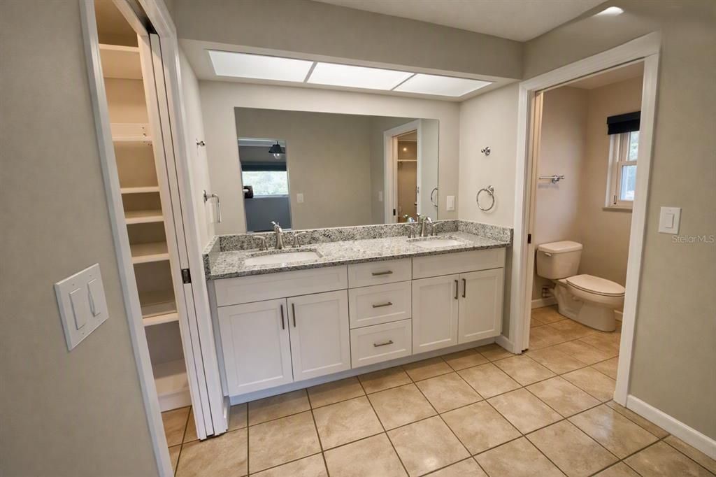 For Rent: $4,199 (3 beds, 2 baths, 2307 Square Feet)