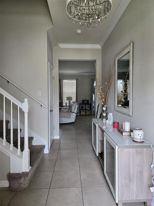 For Rent: $2,550 (4 beds, 2 baths, 2082 Square Feet)