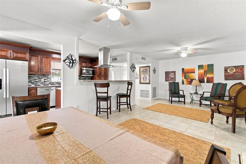 For Sale: $499,900 (6 beds, 4 baths, 2190 Square Feet)