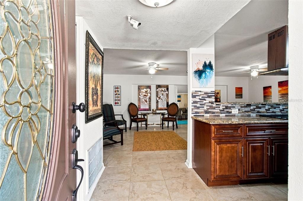For Sale: $499,900 (6 beds, 4 baths, 2190 Square Feet)
