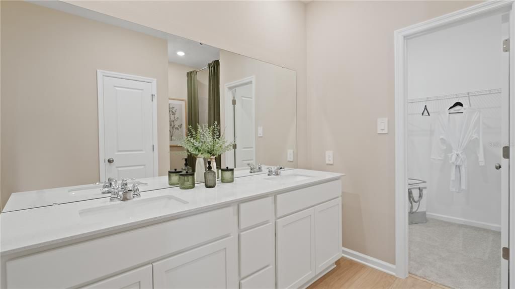 For Sale: $384,490 (4 beds, 2 baths, 1872 Square Feet)