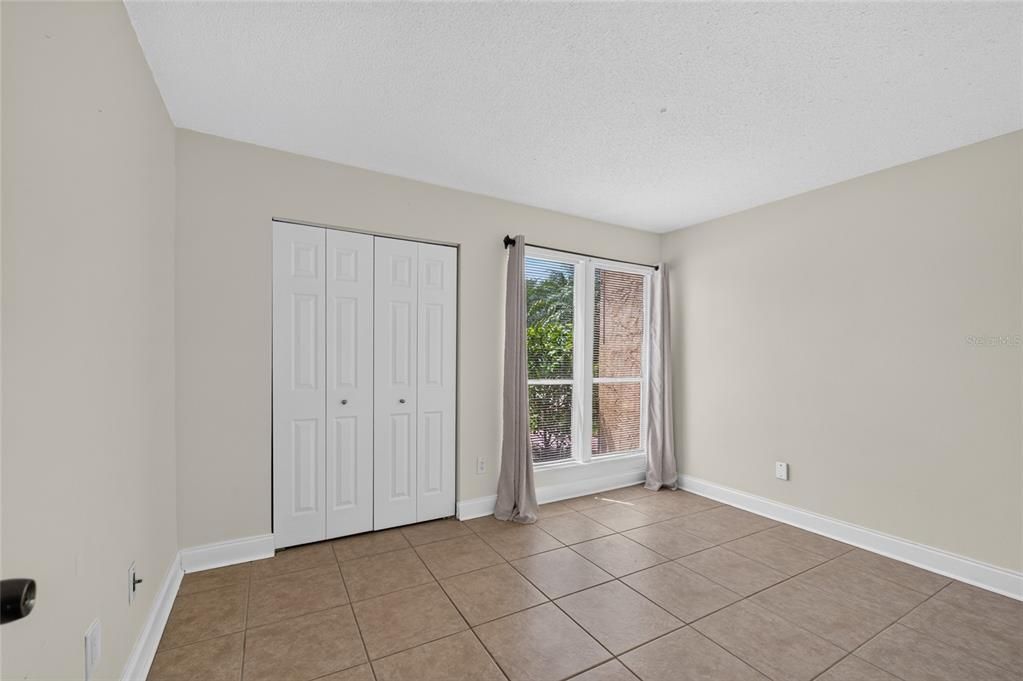 For Sale: $170,000 (3 beds, 2 baths, 1200 Square Feet)
