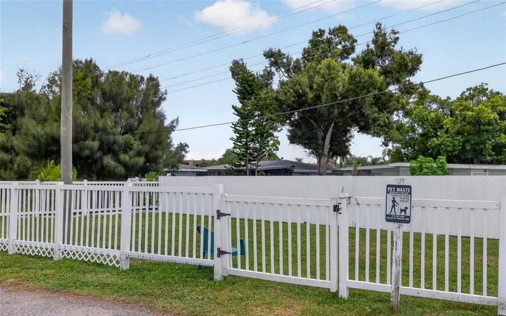 For Sale: $170,000 (3 beds, 2 baths, 1200 Square Feet)