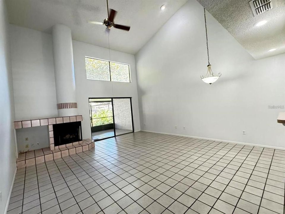 For Rent: $1,575 (2 beds, 2 baths, 1224 Square Feet)