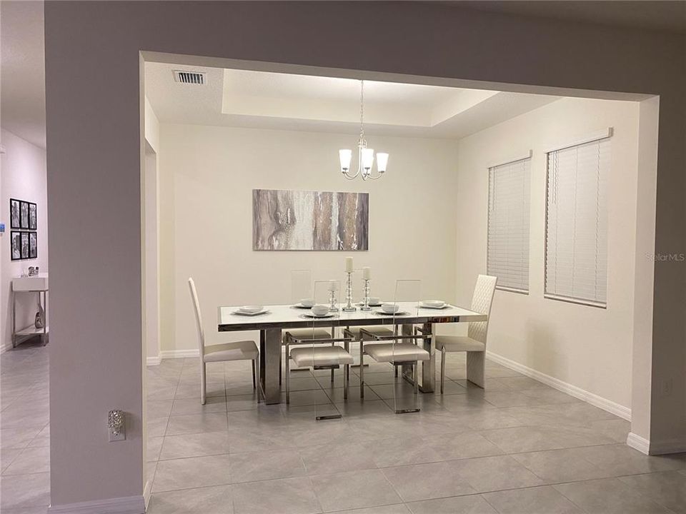 For Sale: $469,900 (4 beds, 3 baths, 2836 Square Feet)