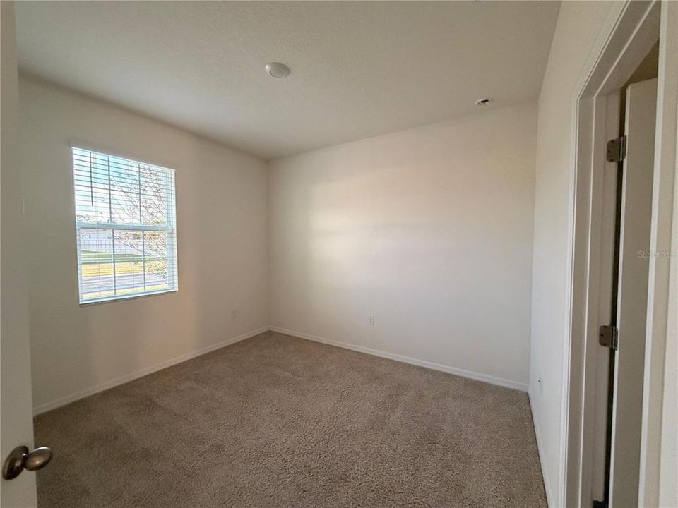 For Sale: $469,900 (4 beds, 3 baths, 2836 Square Feet)
