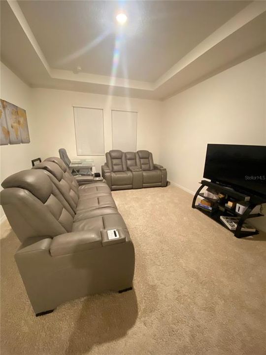 For Sale: $469,900 (4 beds, 3 baths, 2836 Square Feet)