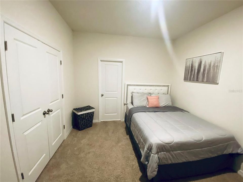 For Sale: $469,900 (4 beds, 3 baths, 2836 Square Feet)