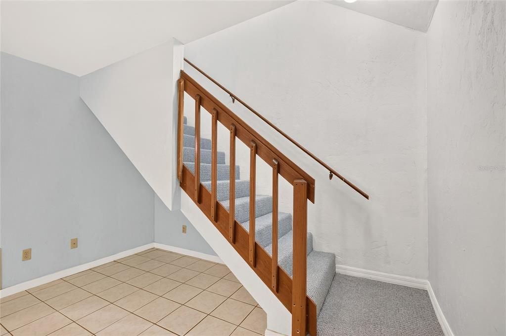 For Sale: $188,300 (3 beds, 3 baths, 1370 Square Feet)