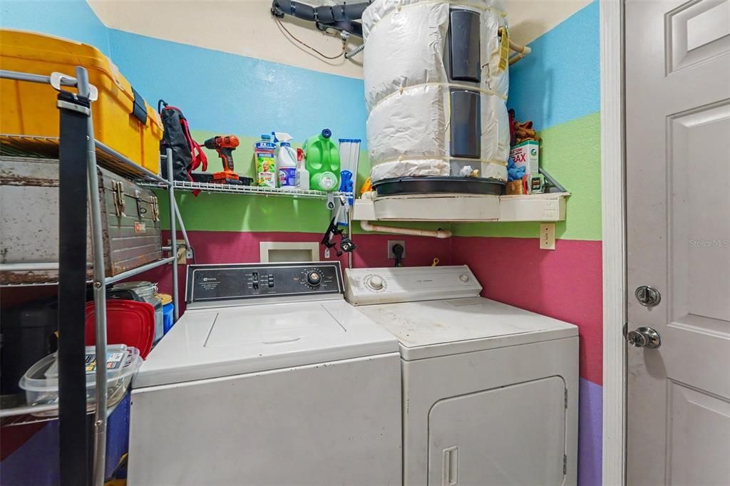 For Sale: $220,000 (3 beds, 1 baths, 1140 Square Feet)