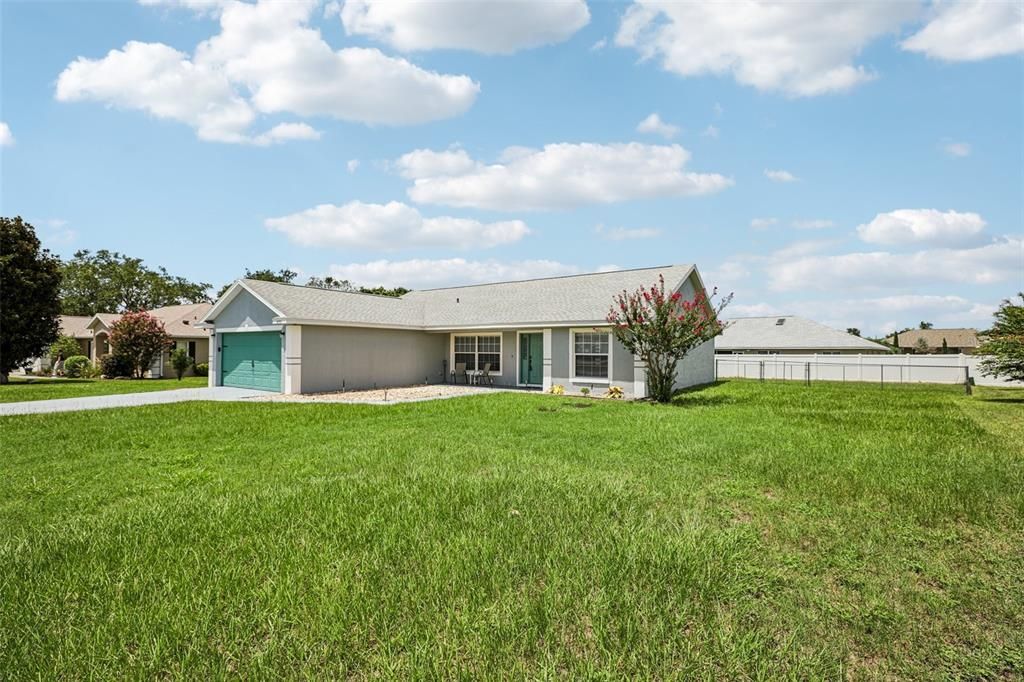 For Sale: $270,000 (3 beds, 2 baths, 1531 Square Feet)