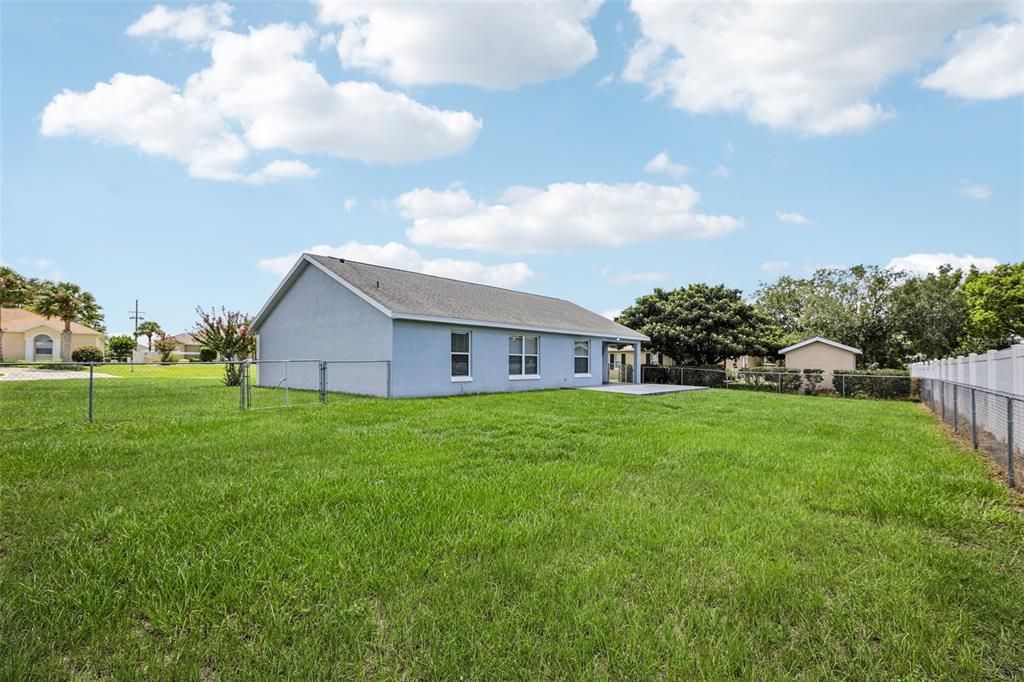 For Sale: $270,000 (3 beds, 2 baths, 1531 Square Feet)