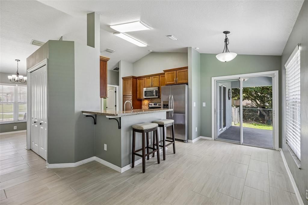 For Sale: $270,000 (3 beds, 2 baths, 1531 Square Feet)