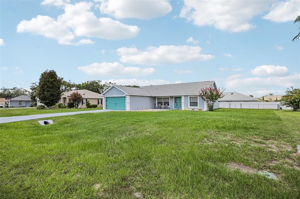 For Sale: $270,000 (3 beds, 2 baths, 1531 Square Feet)