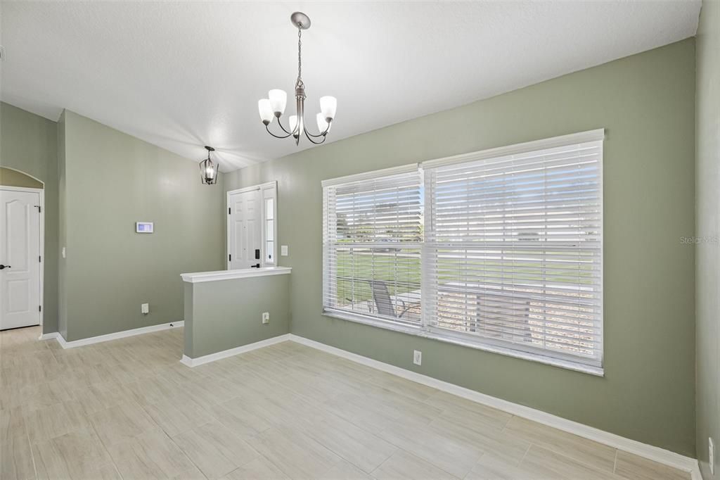 For Sale: $270,000 (3 beds, 2 baths, 1531 Square Feet)