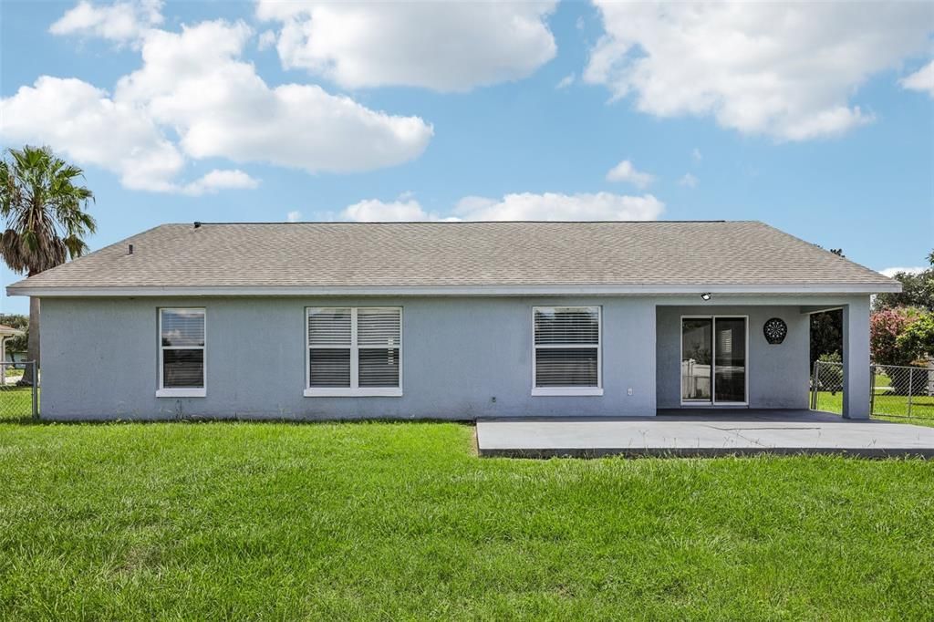 For Sale: $270,000 (3 beds, 2 baths, 1531 Square Feet)