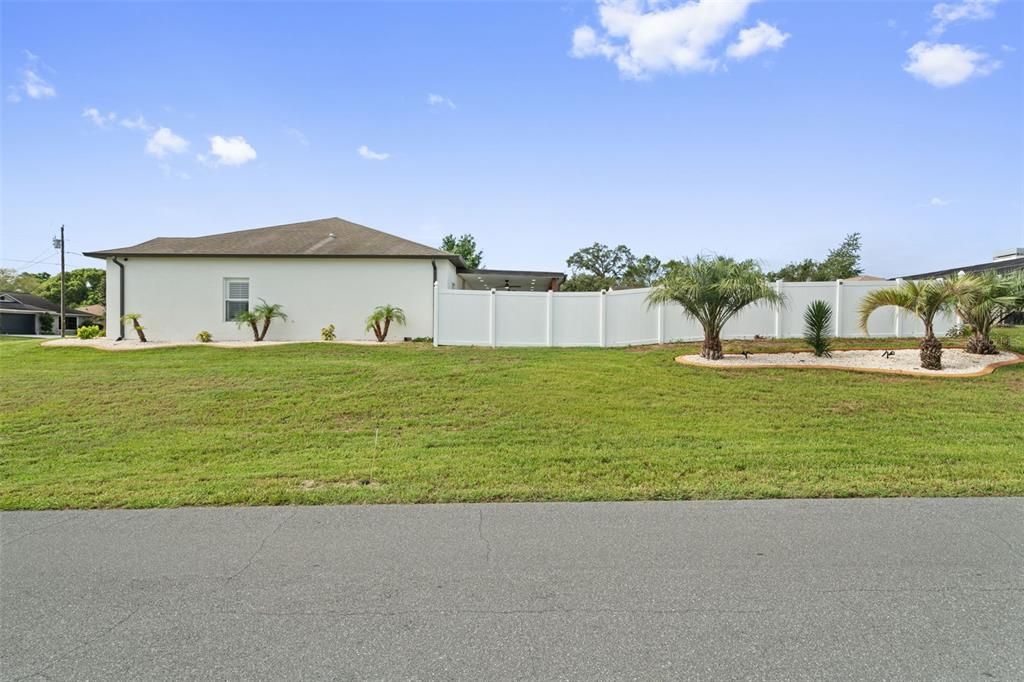 For Sale: $479,990 (4 beds, 2 baths, 2020 Square Feet)