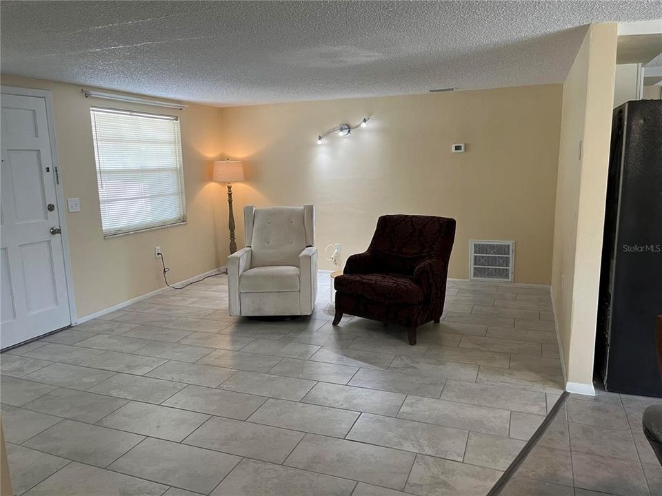 En Venta: $239,000 (2 camas, 1 baños, 1236 Pies cuadrados)