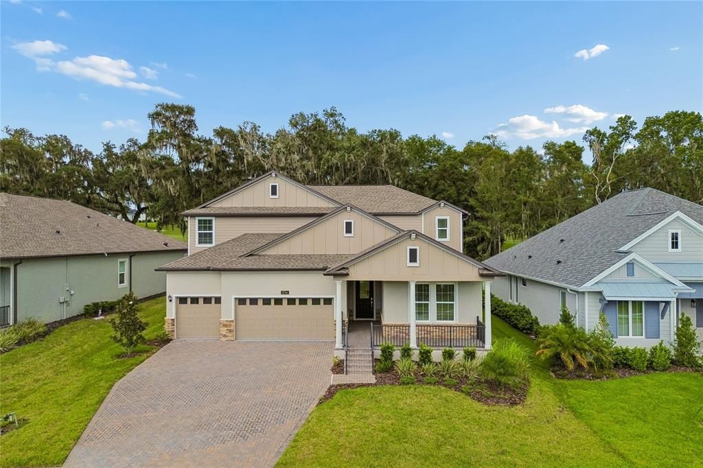 For Sale: $860,000 (5 beds, 4 baths, 3846 Square Feet)
