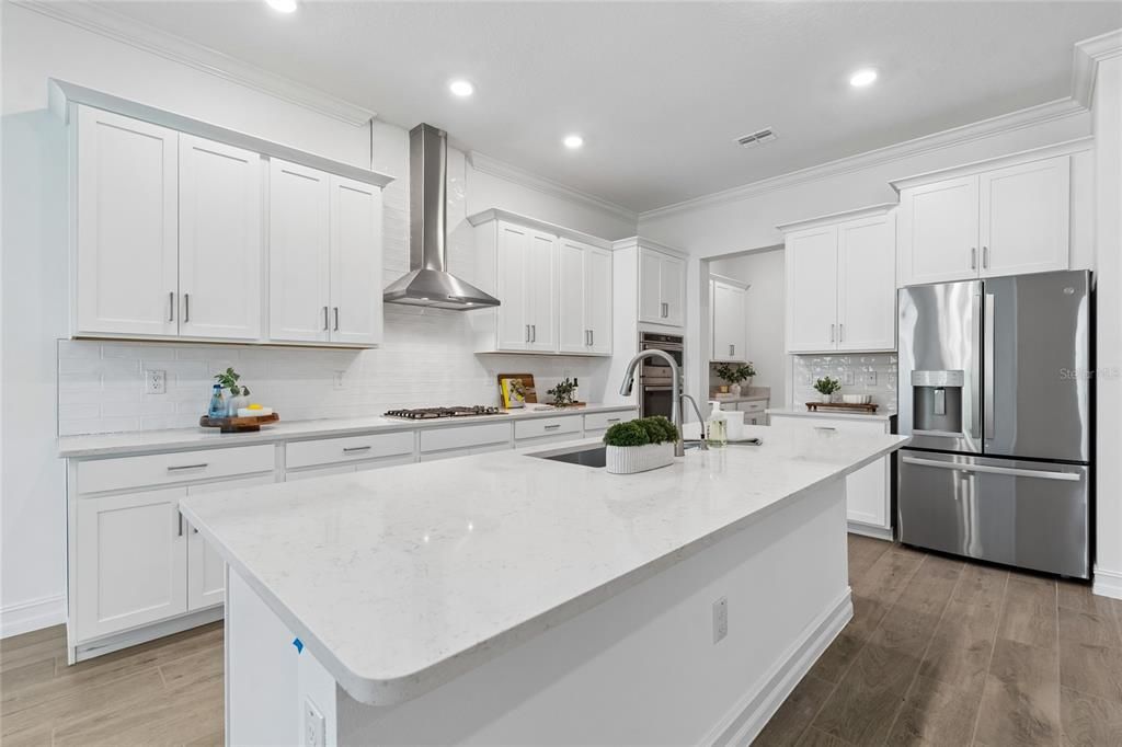 For Sale: $860,000 (5 beds, 4 baths, 3846 Square Feet)