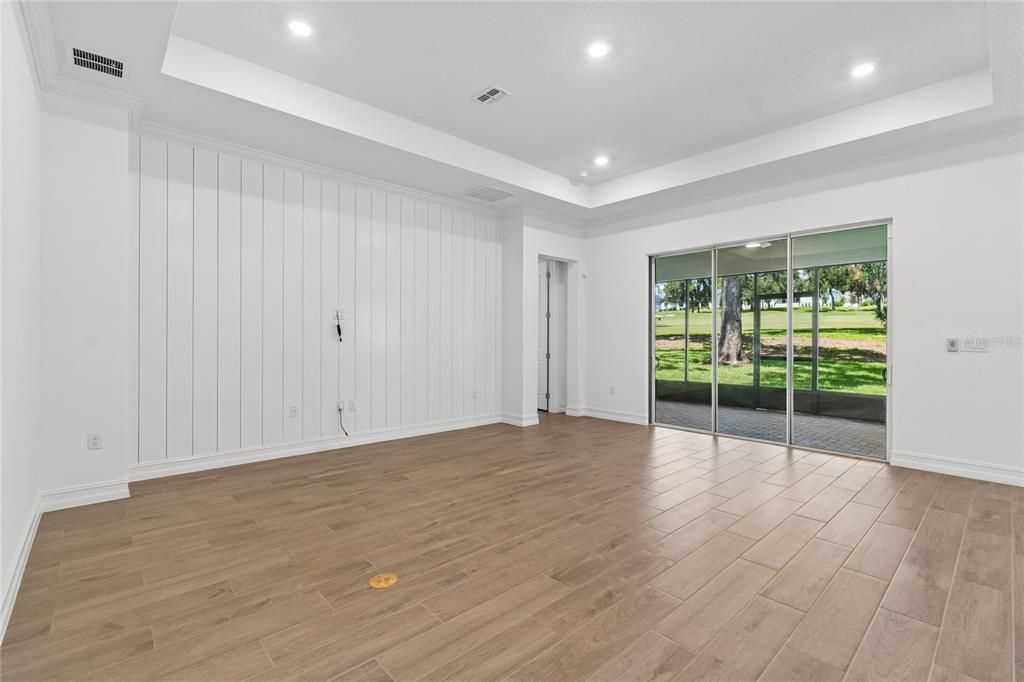 For Sale: $860,000 (5 beds, 4 baths, 3846 Square Feet)